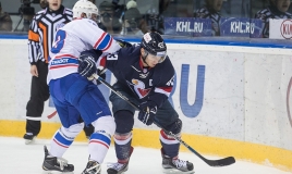 Lada Surprises Slovan at Home